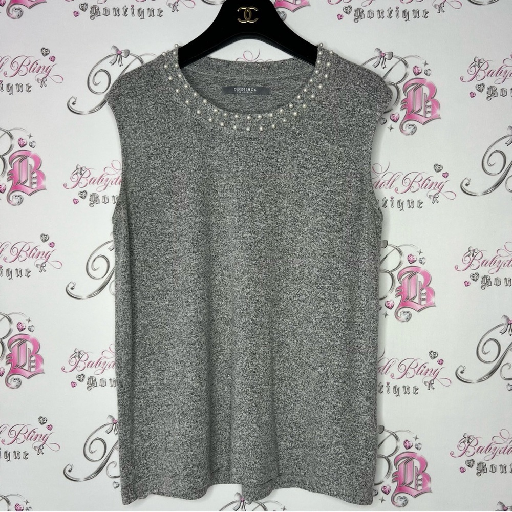 Coin 1804 tank top pearl neckline Heathered grey white mockneck blouse luxe